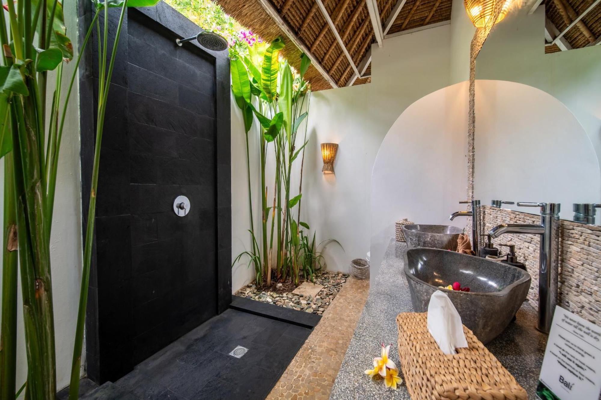 Villa Moana Poe Uluwatu